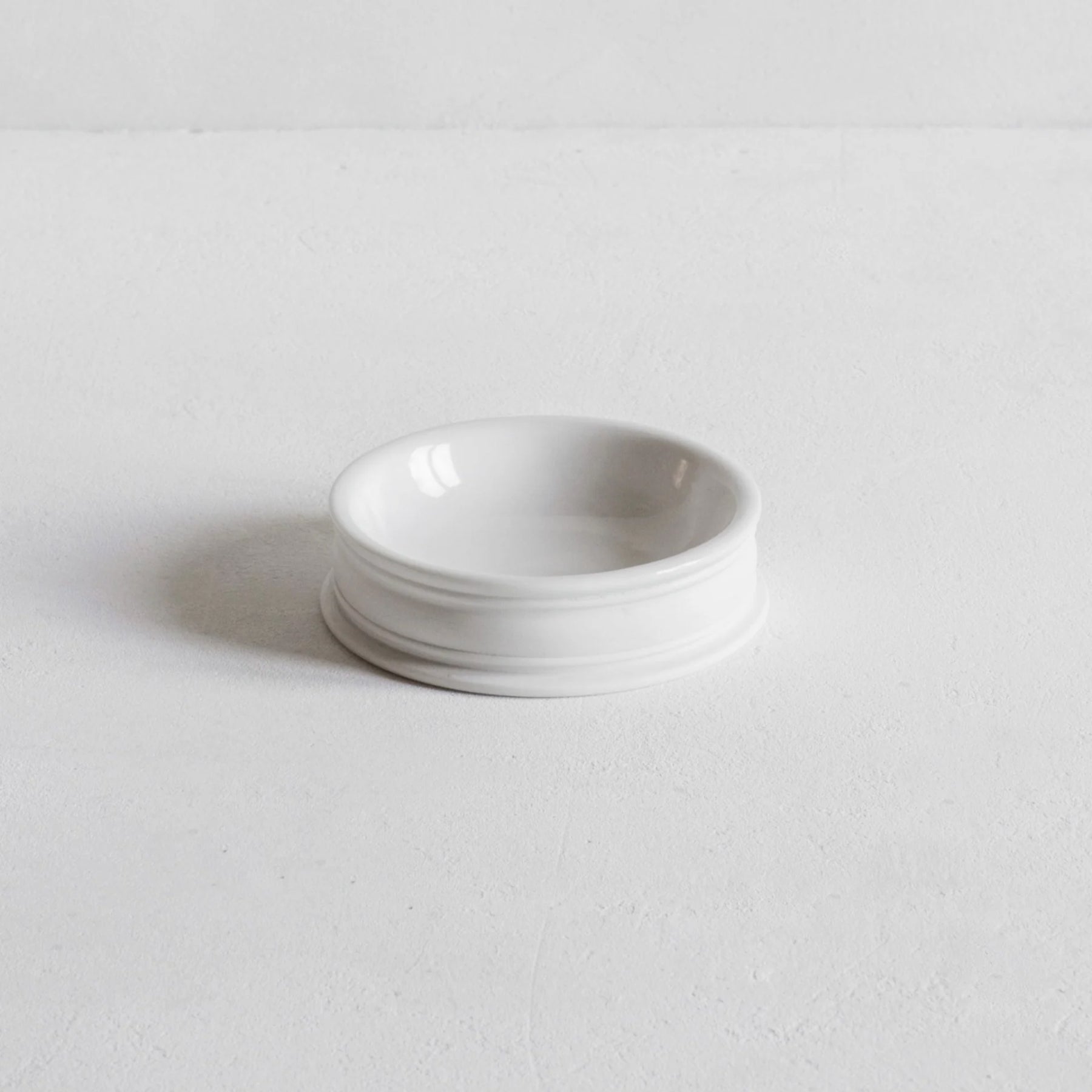 John Julian Simple Porcelain Flat Bowl