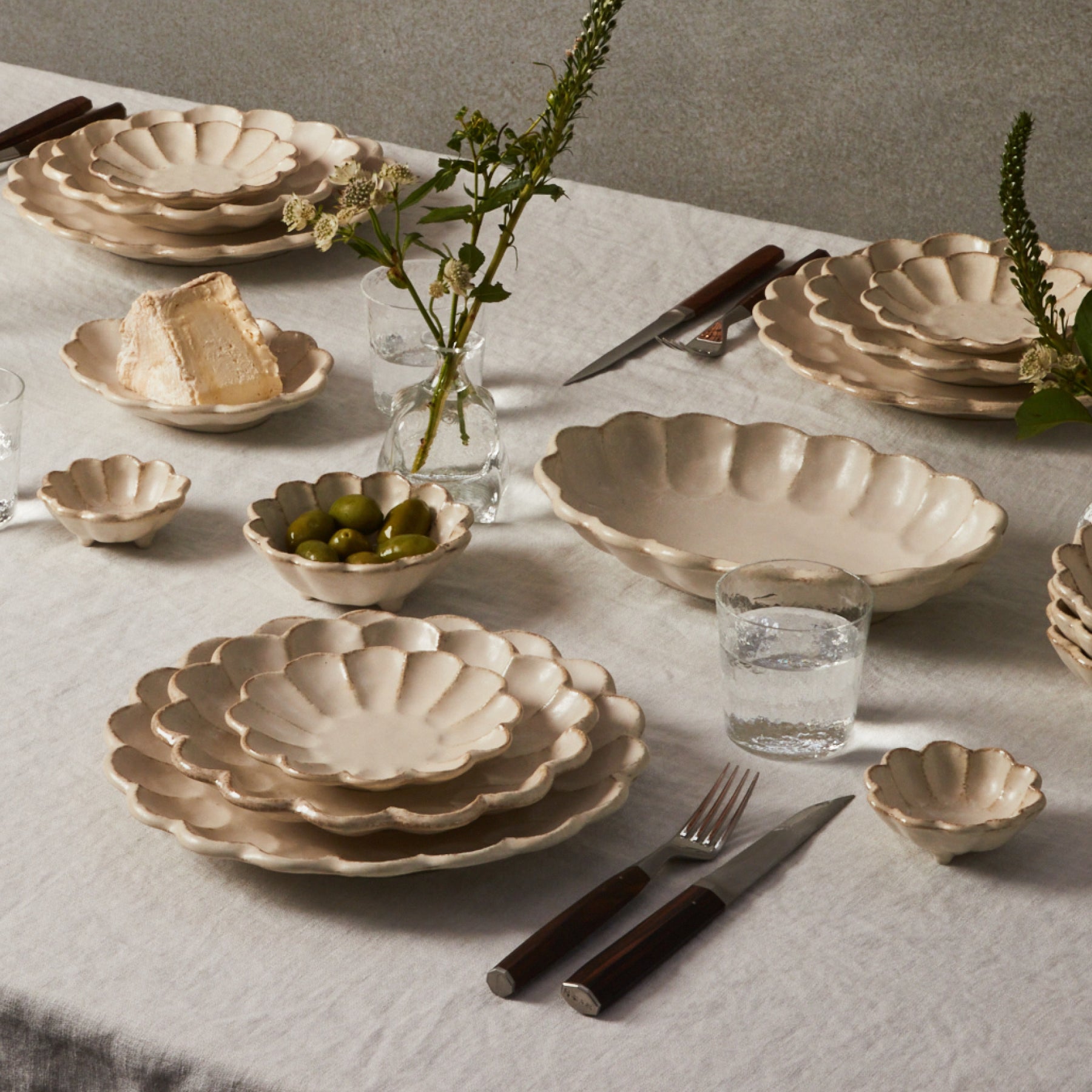 Rinka Dinnerware Set A (16-Piece)