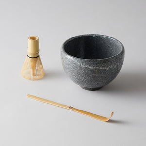 Matcha Bowl Set – Round Charcoal Crackle Glaze