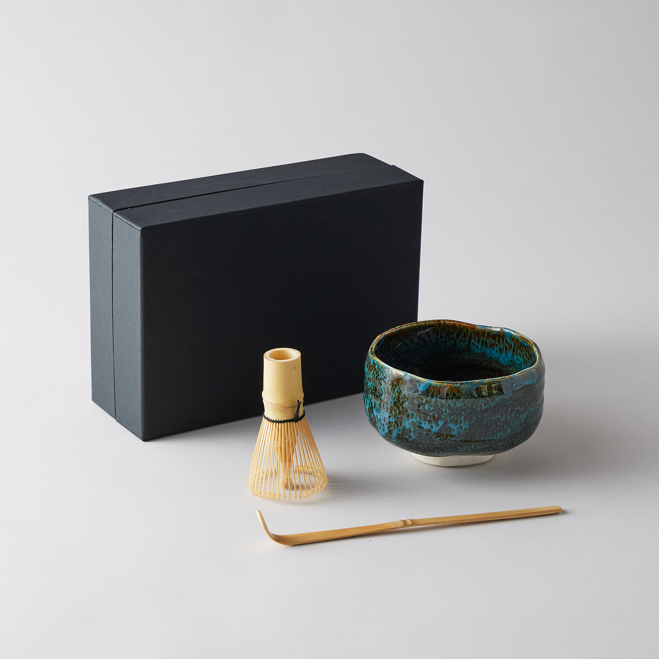 Nodate Tea Bowl Set – Blue Tenmoku Glaze