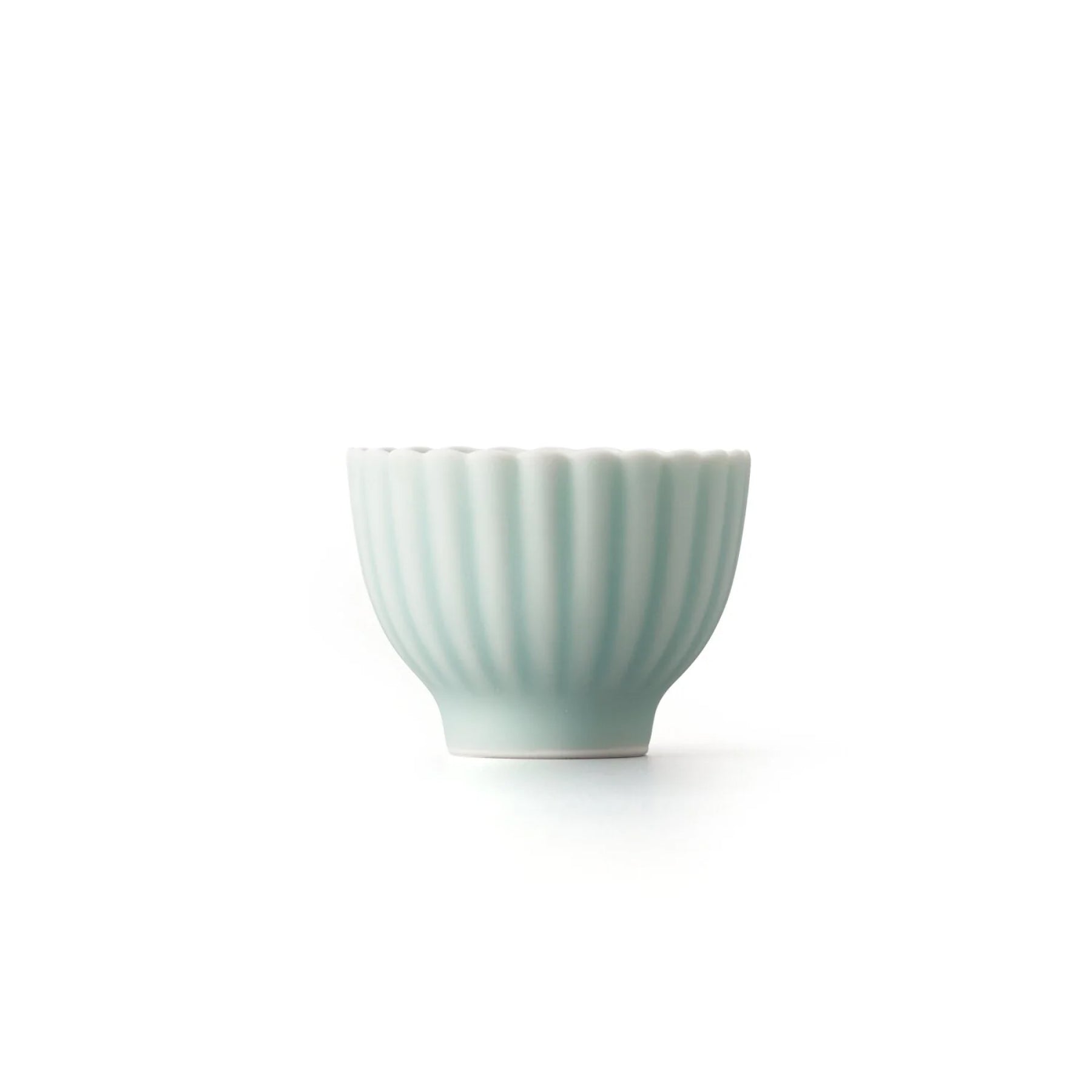 Moist Celadon Kikuwari Tea Cup〈爽 SOU〉