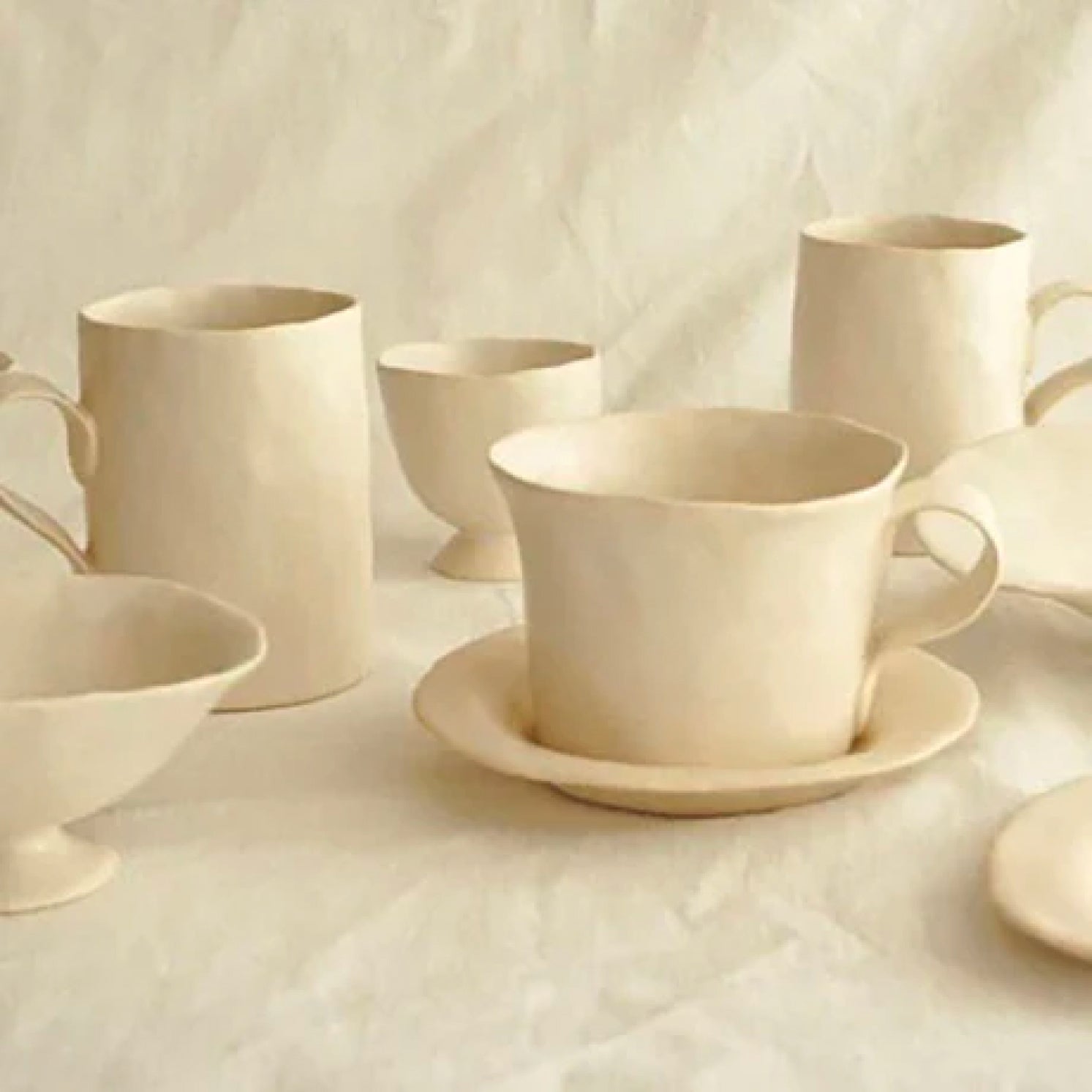 Nahye Ceramics Round Plate | Tabletops