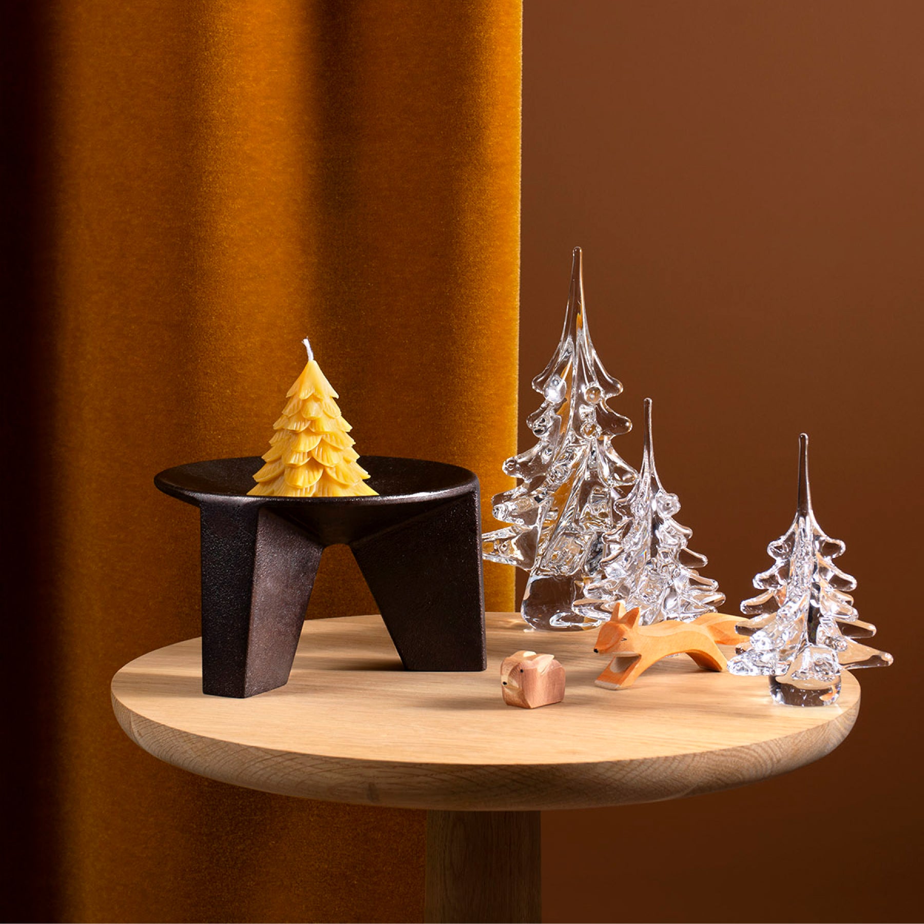 Anker Candle Holder