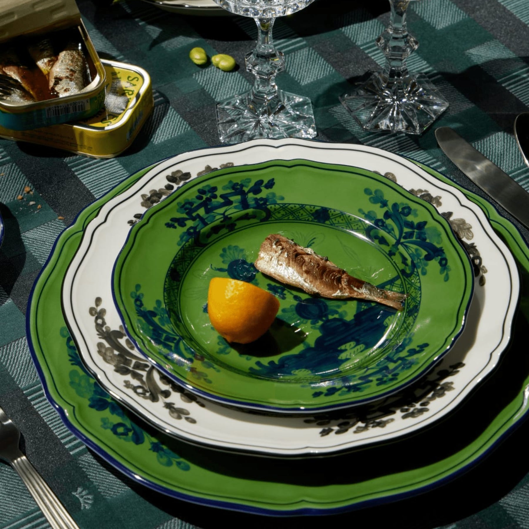 Oriente Italiano Malachite Dinnerware Collection