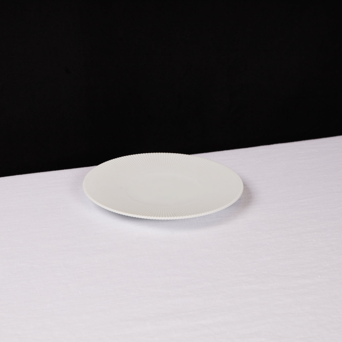 Shinogi Small Plate (Tea Saucer)