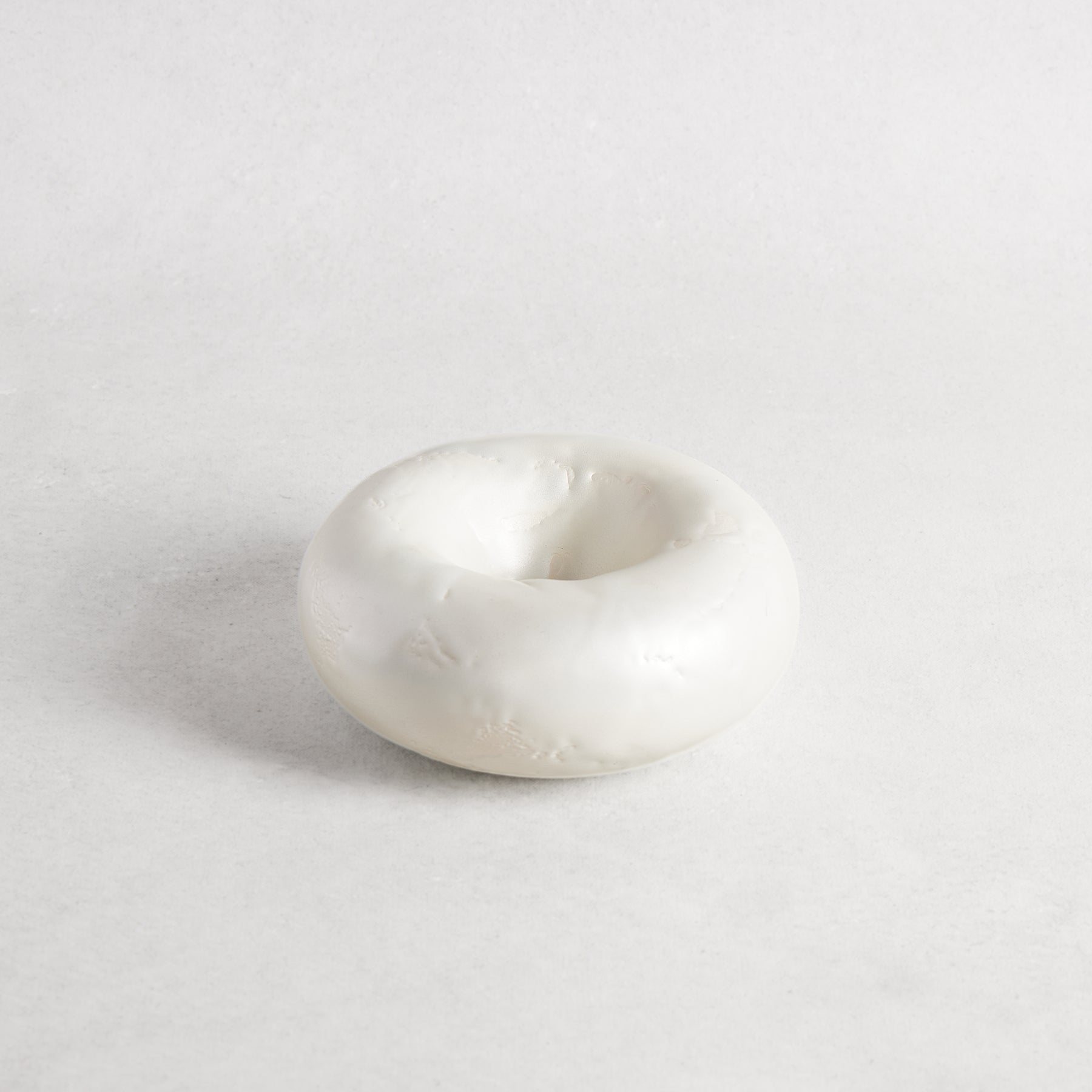 Bagel Hollow Plate