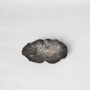 Moon Surface Lotus Plate S