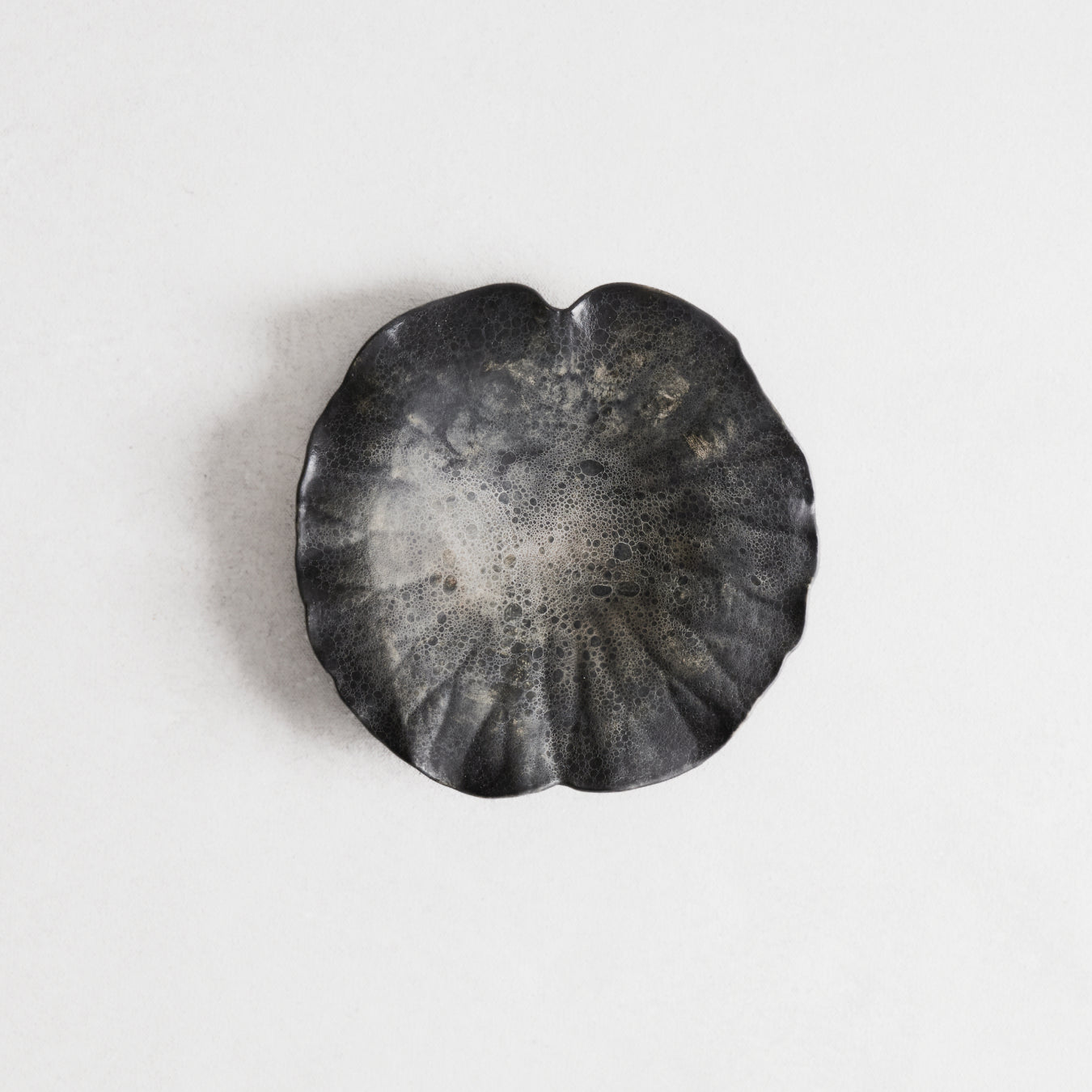 Moon Surface Lotus Plate (S)