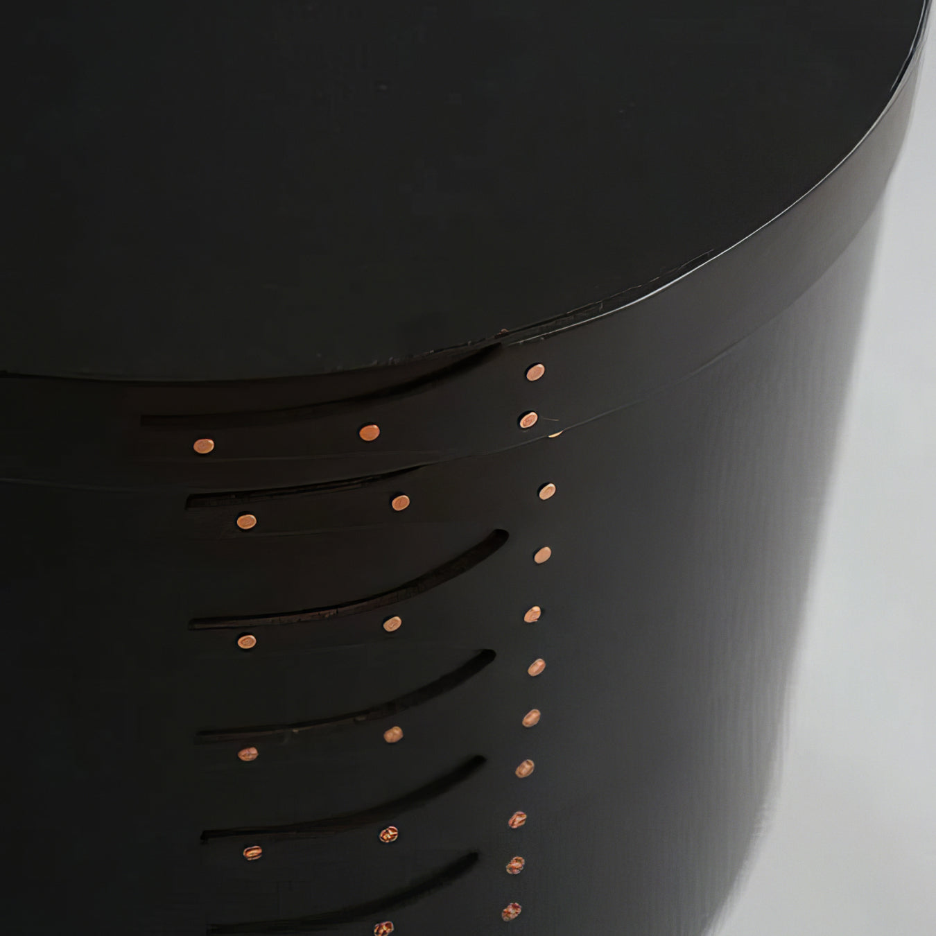 Shaker Round Box Black XL