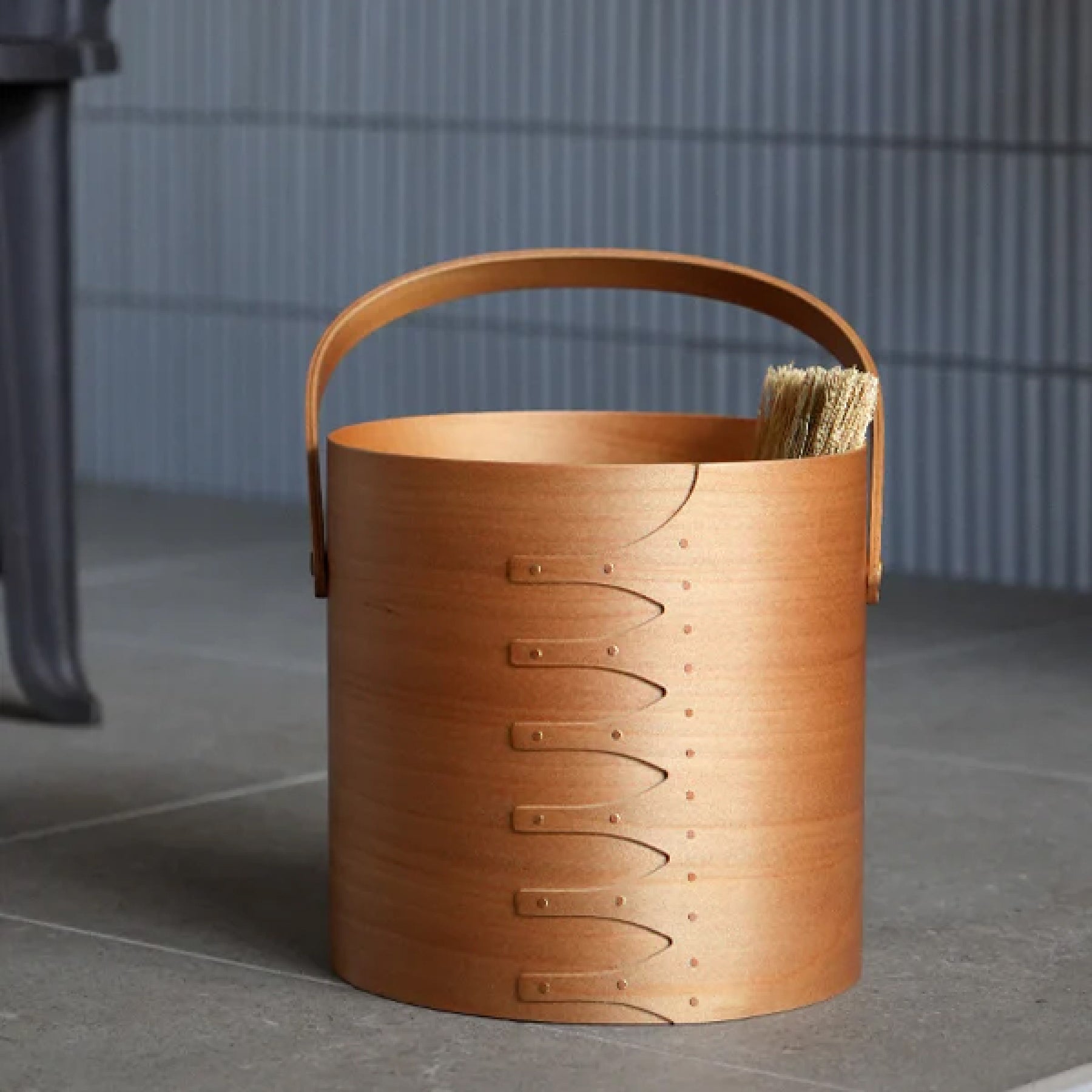 Shaker Round Handle Box Light Brown - L