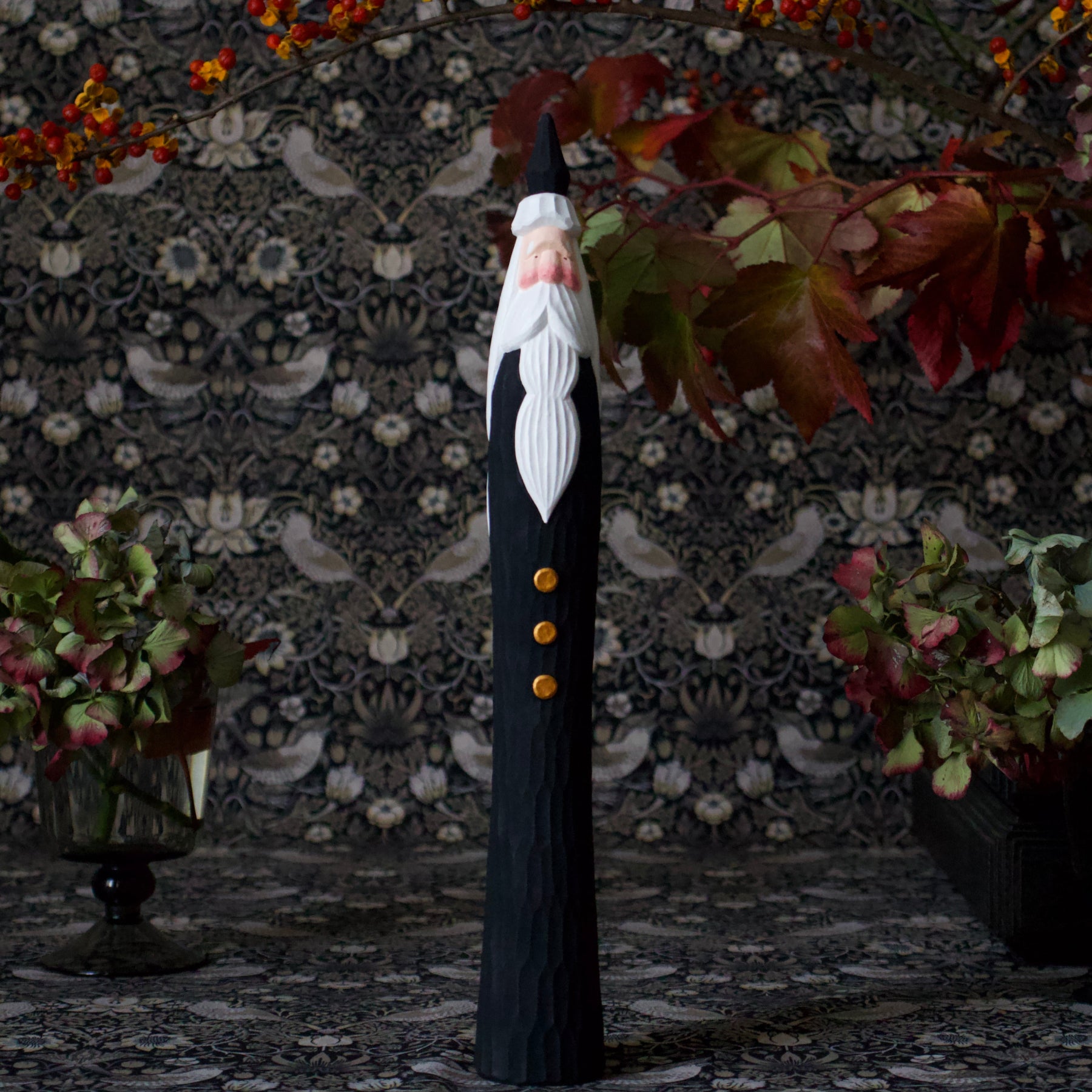 Tongari Santa - Black #2