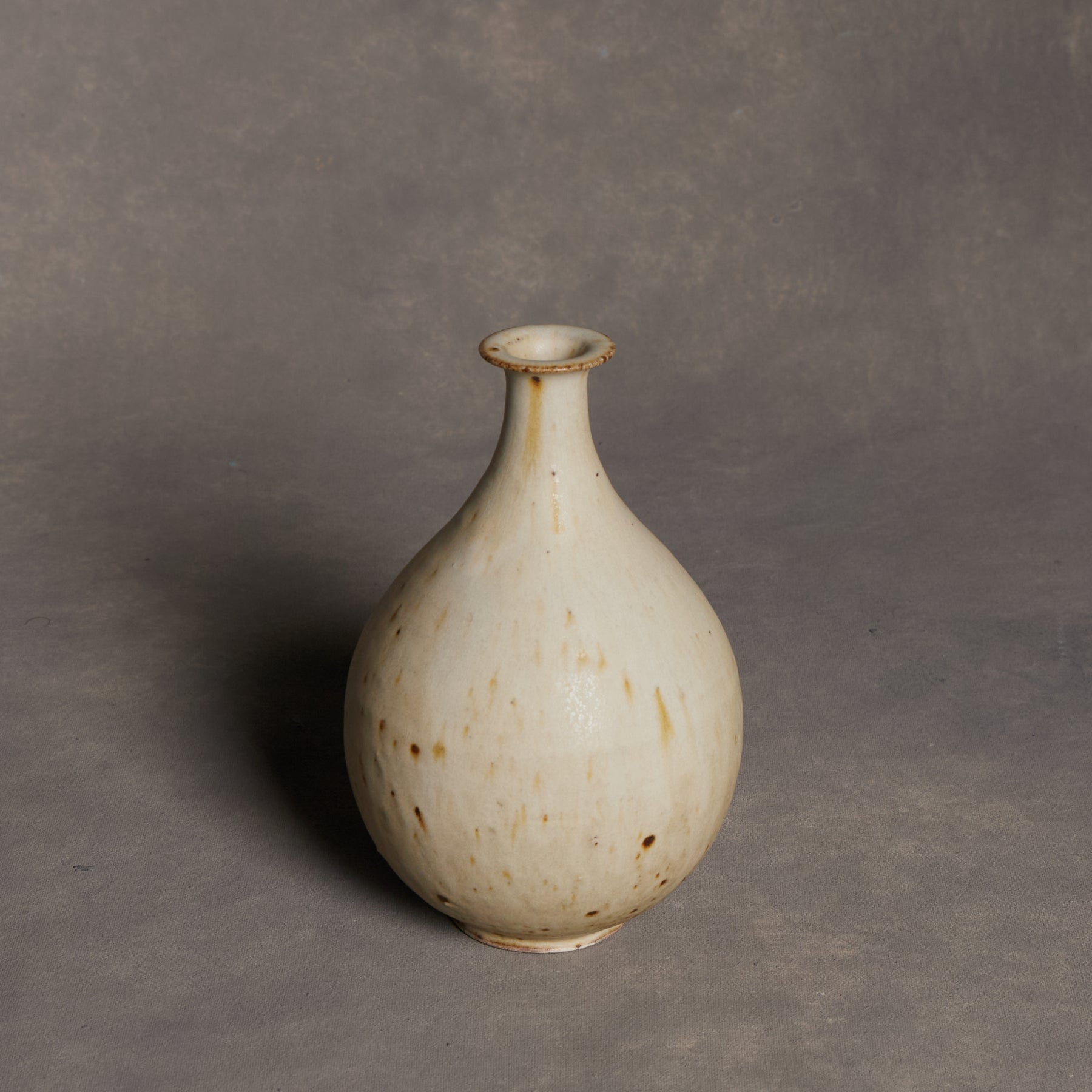 Yosuke Ono Vase 2025 #17