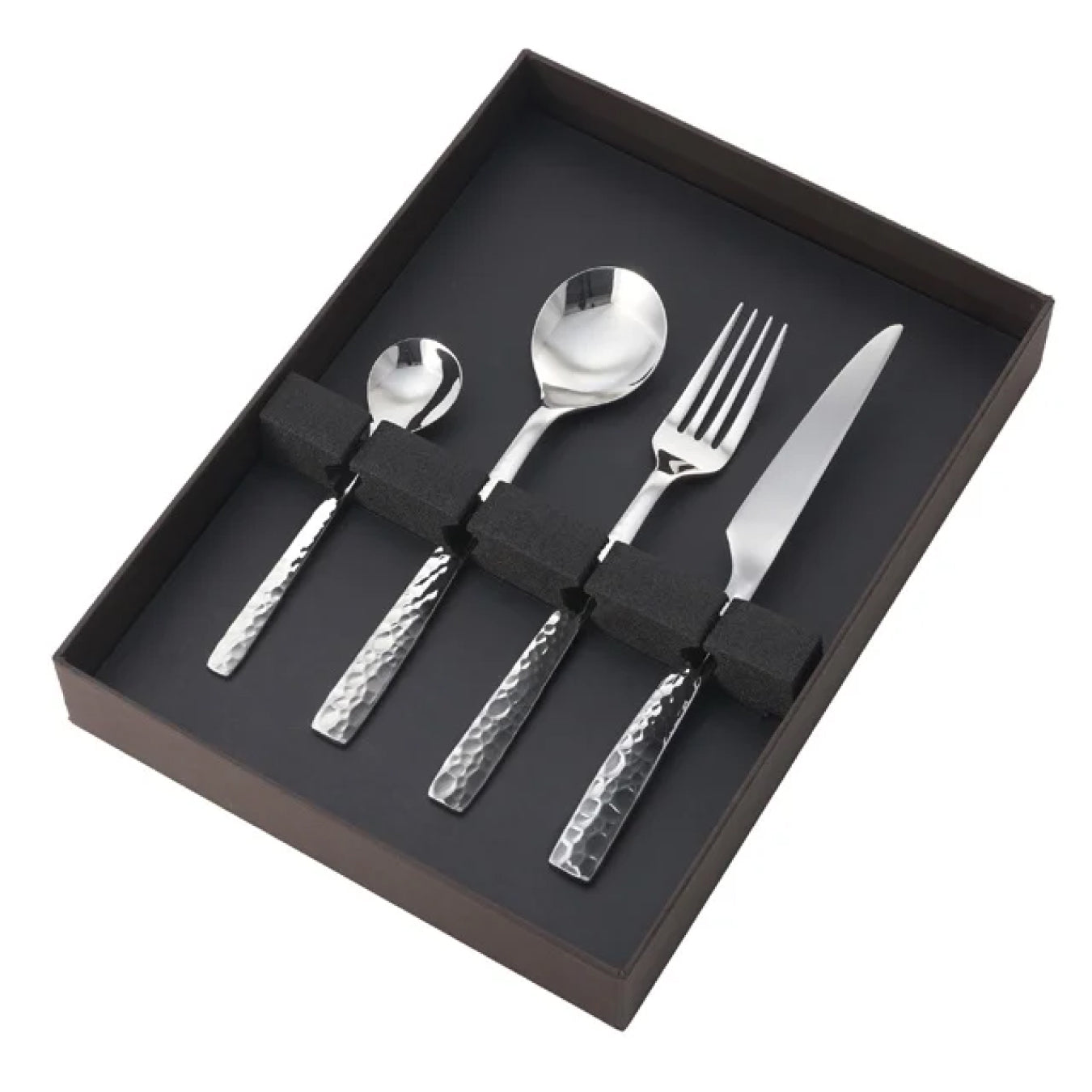 Yuen 4-Piece Flatware Set - Silver