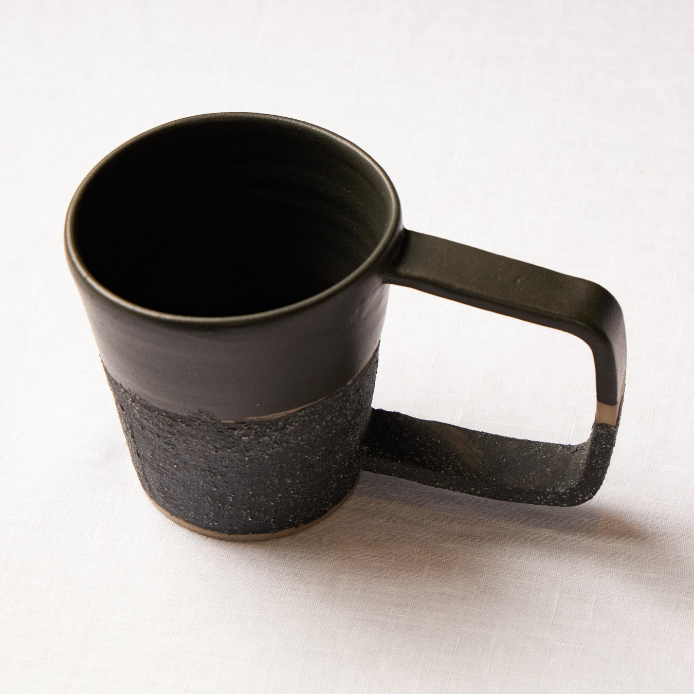 MUG 02