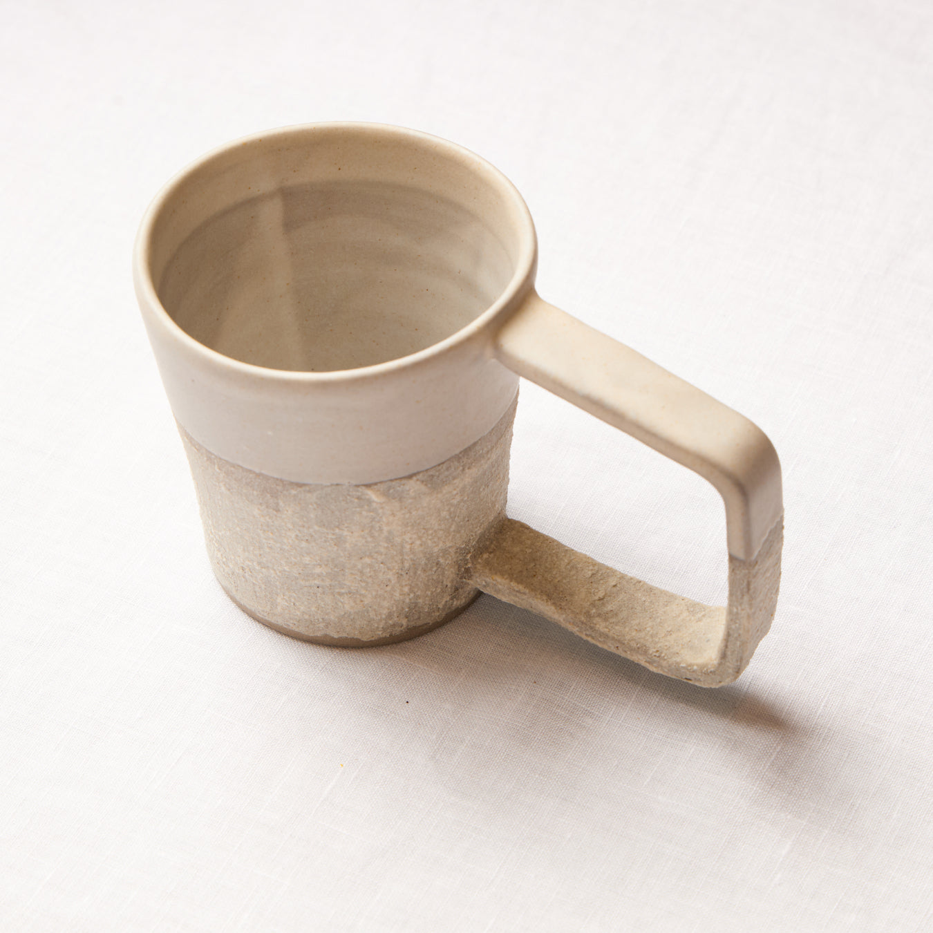 MUG 03