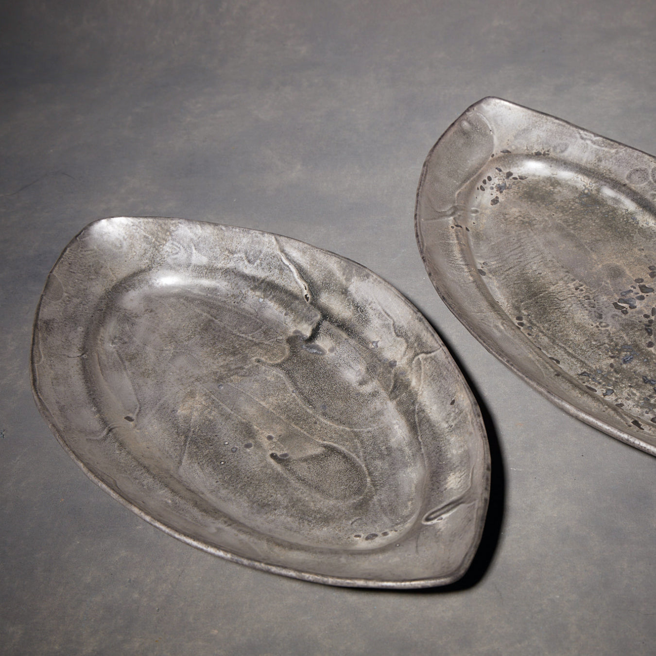 Yuko Ikeda Silver Glazed Oval Plate 01