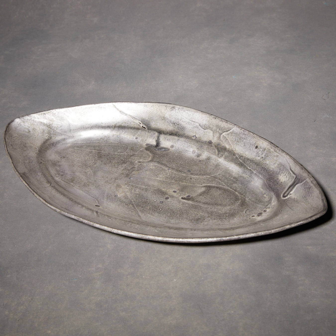 Yuko Ikeda Silver Glazed Oval Plate 01
