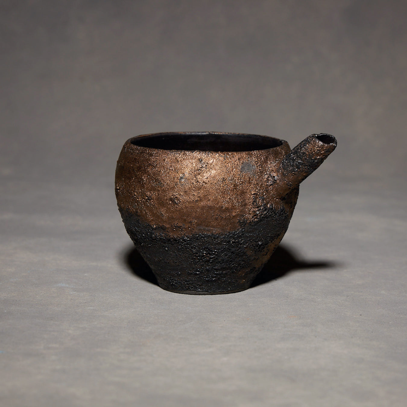 Yuko Ikeda Bronze Round Katakuchi