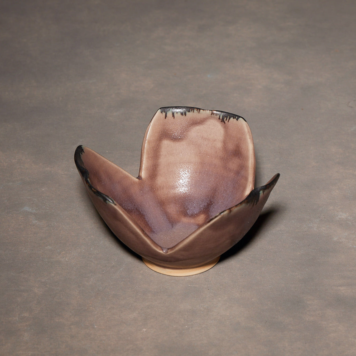 Yuko Ikeda Flower Shaped Bowl 02