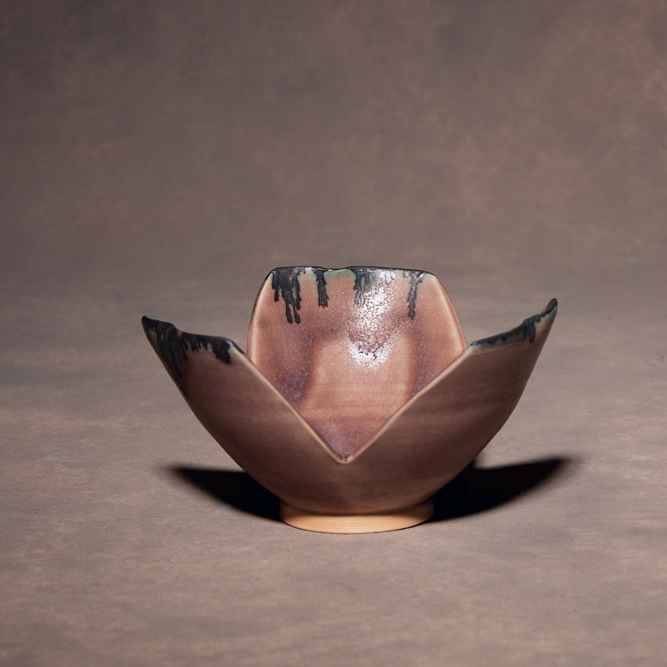 Yuko Ikeda Flower Shaped Bowl 03