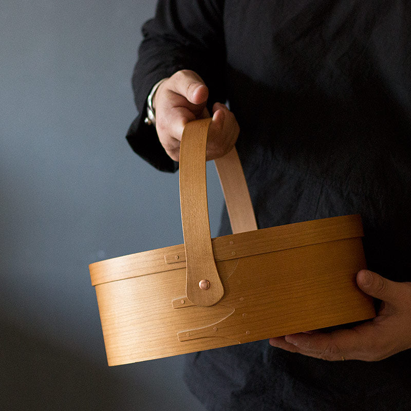 Shaker Swing Handle Box