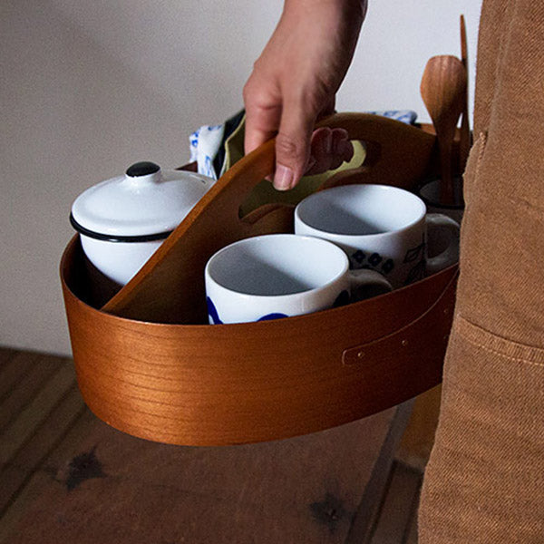 Shaker Oval Carrier Tray