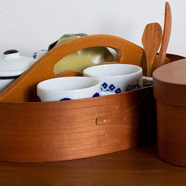 Shaker Oval Carrier Tray