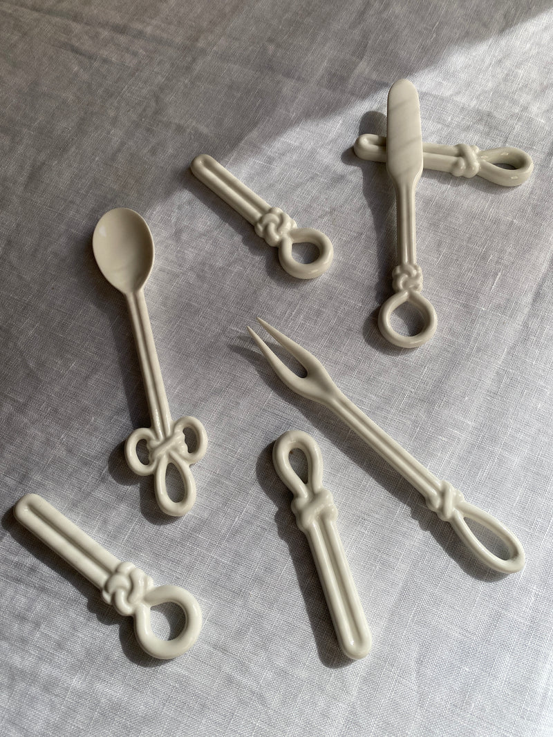 Knot Cutlery Rest